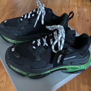 BALENCIAGA TRIPLE S CLEAR SOLE SNEAKERS -NO BOX!!!
